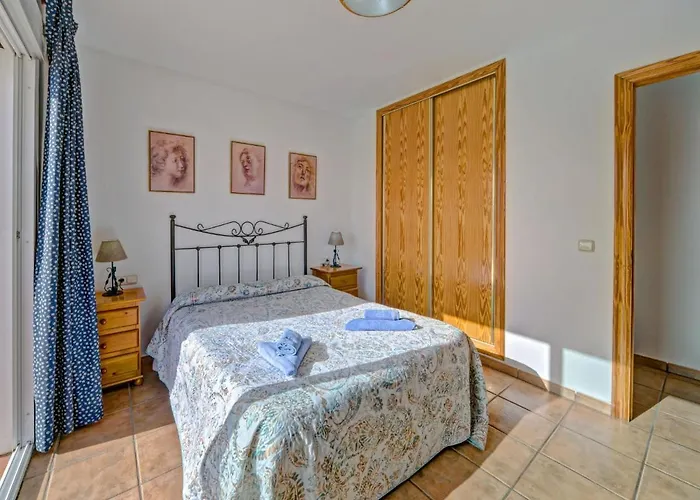 Holiday home Puerta De 8 By Interhome