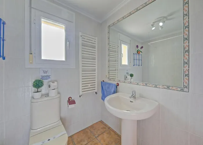 Puerta De 8 By Interhome * קלפה