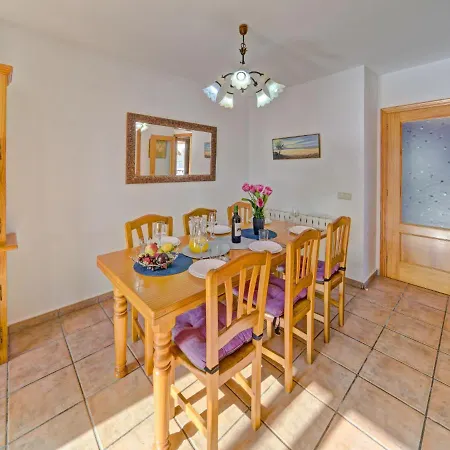 Puerta De 8 By Interhome * קלפה