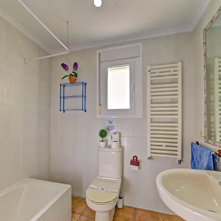 Puerta De 8 By Interhome בית נופש קלפה